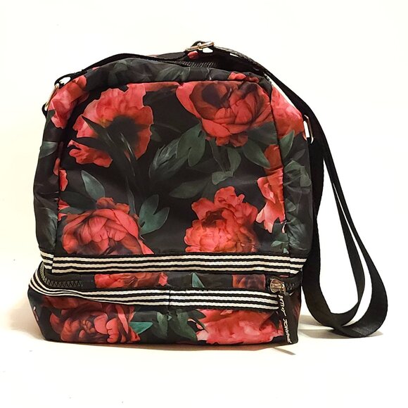 BEAUTIFUL Betsey Johnson Rose Lunch Bag - Picture 2 of 8